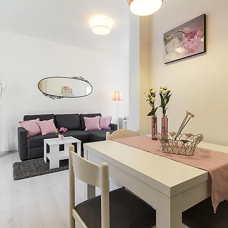 Apartment Center Tina Pula