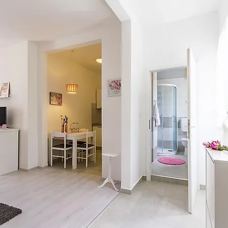 Apartamento Center Tina Pula