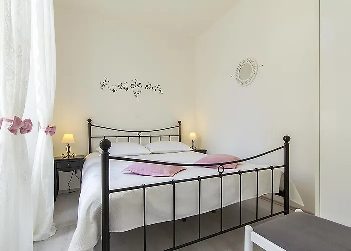 Apartment Center Tina Pula